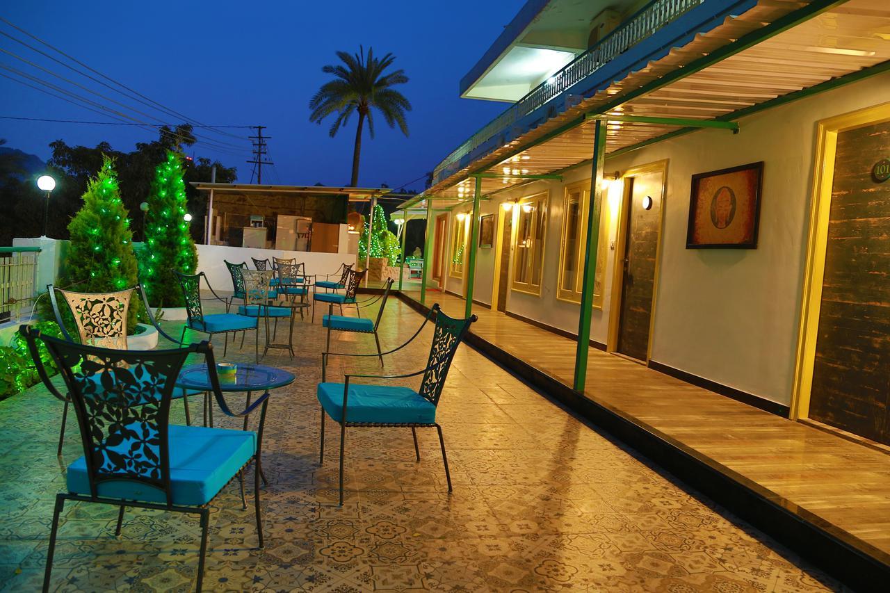 Hotel Karnavati Маунт-Абу Экстерьер фото