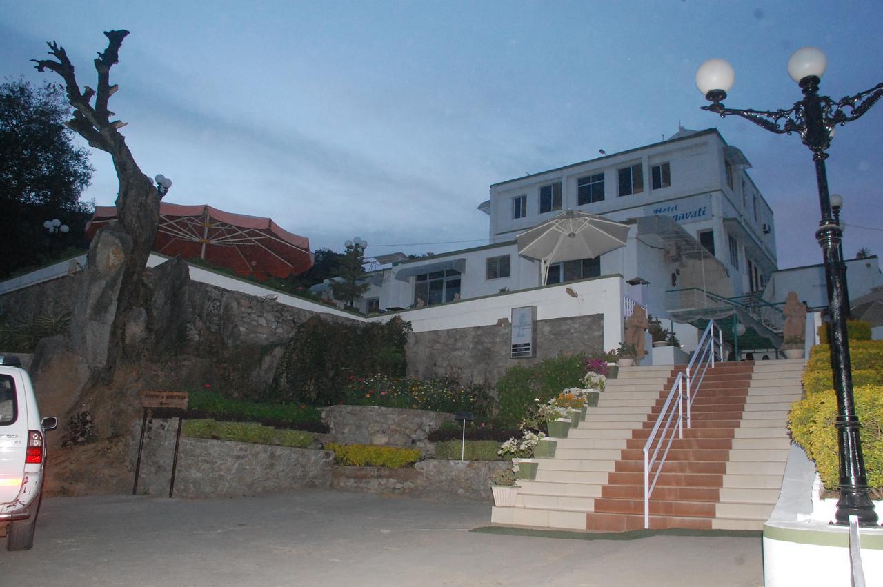 Hotel Karnavati Маунт-Абу Экстерьер фото