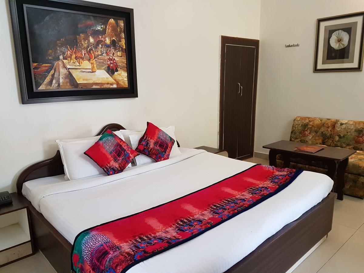 Hotel Karnavati Маунт-Абу Экстерьер фото