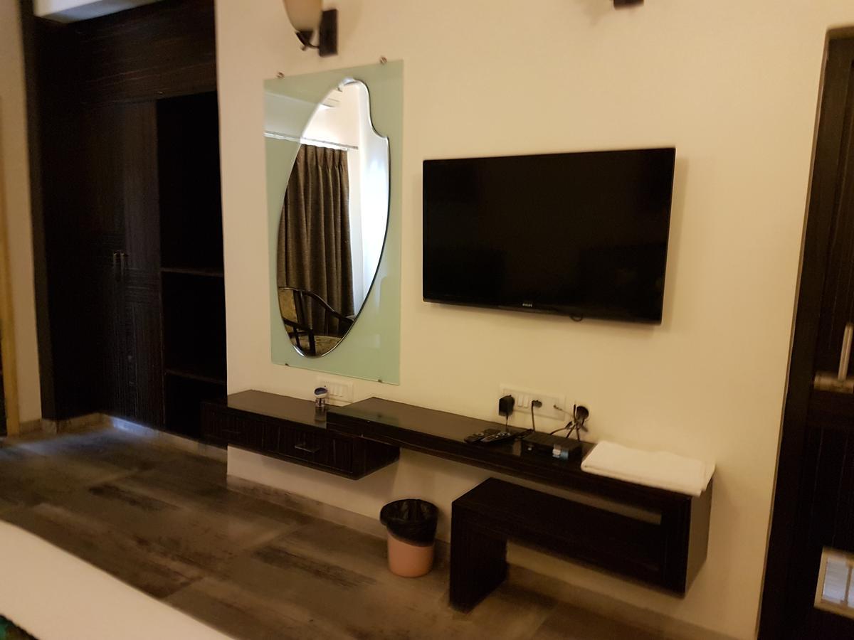Hotel Karnavati Маунт-Абу Экстерьер фото