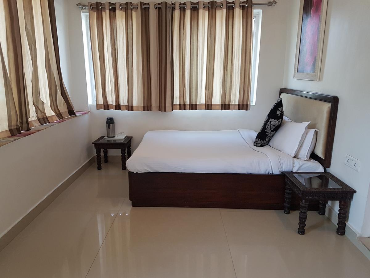 Hotel Karnavati Маунт-Абу Экстерьер фото